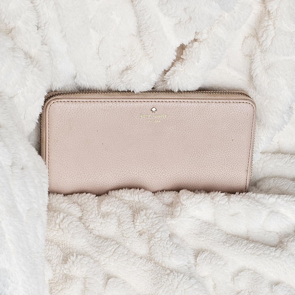 Kate Spade Blush Pink Wallet